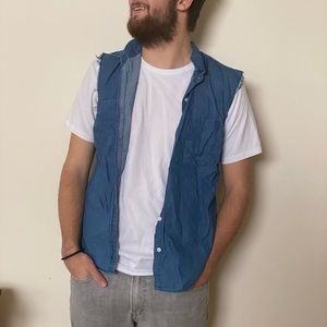 Sleeveless denim button up